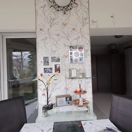 Wintergarten Am Thingplatz Homestay